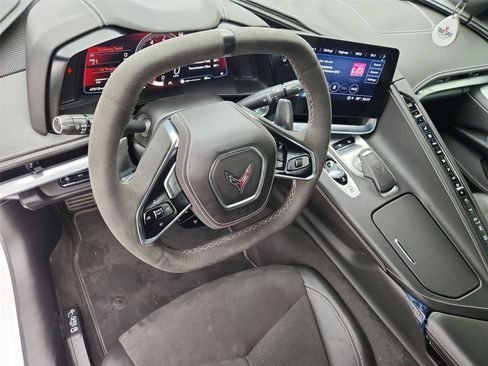 Used 2023 Chevrolet Corvette Stingray Premium Cpe w/ Z51 Performance Package RWD image 20