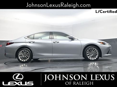 Certified 2023 Lexus ES 300h Ultra Luxury w/ Accessory Package (Z2) image 21