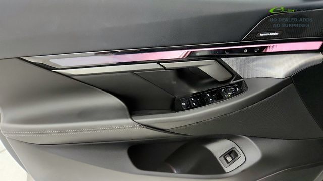 Used 2026 BMW i5 eDrive40 w/ M Sport Package RWD image 51