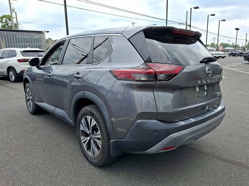 Used 2023 Nissan Rogue SV AWD/4WD image 5