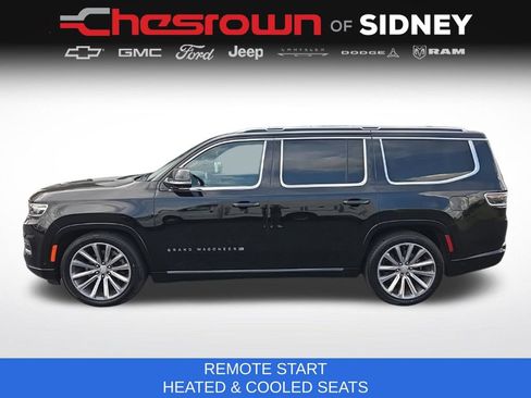 Used 2023 Jeep Grand Wagoneer Series II AWD/4WD image 8