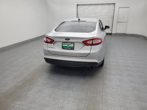 Used 2016 Ford Fusion S image 7
