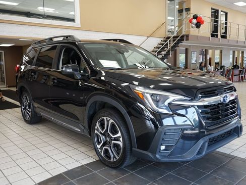 Used 2023 Subaru Ascent Limited AWD/4WD image 19