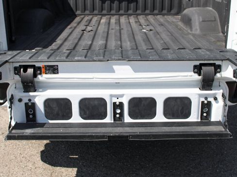 Used 2020 GMC Sierra 2500 AT4 image 11