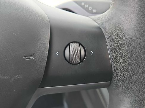 Used 2023 Tesla Model 3 Standard Range RWD image 22