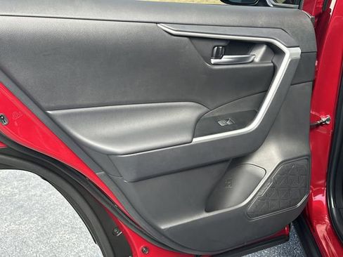 Certified 2025 Toyota RAV4 XLE w/ Convenience Package image 6