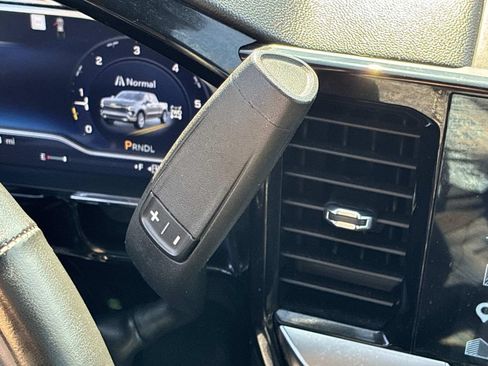 Used 2019 Nissan Frontier PRO-4X AWD/4WD image 57