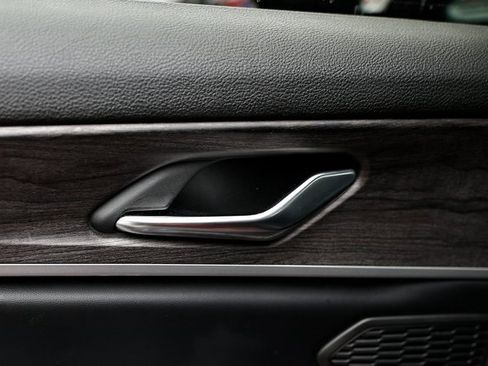 Used 2021 Jeep Grand Cherokee L Limited image 22