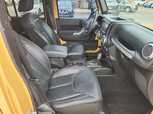 Used 2013 Jeep Wrangler Unlimited Sahara w/ Max Tow Pkg AWD/4WD image 48