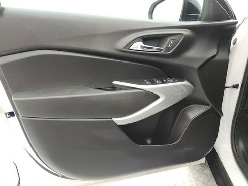 Used 2024 Chevrolet Trax RS w/ Driver Confidence Package image 11