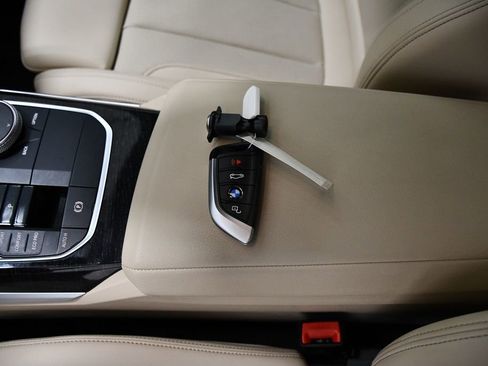 Used 2023 BMW 330i xDrive Sedan w/ Driving Assistance Package AWD/4WD image 23