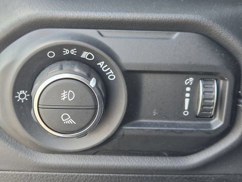 Used 2026 Jeep Gladiator Rubicon AWD/4WD image 24