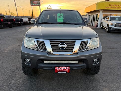 Used 2016 Nissan Frontier SV image 24