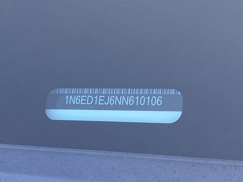 Used 2022 Nissan Frontier SV w/ Technology Package image 34