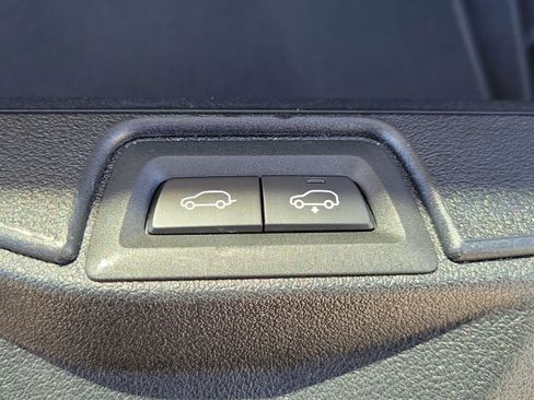 Used 2024 BMW X7 xDrive40i image 18