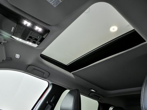 New 2025 Mitsubishi Outlander SE AWD/4WD image 14