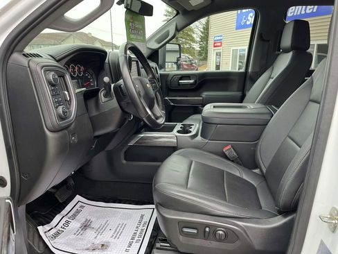 Used 2022 Chevrolet Silverado 2500 LTZ w/ LTZ Convenience Package image 28