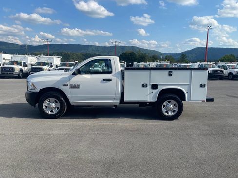 Used 2014 RAM 2500 Tradesman RWD image 5