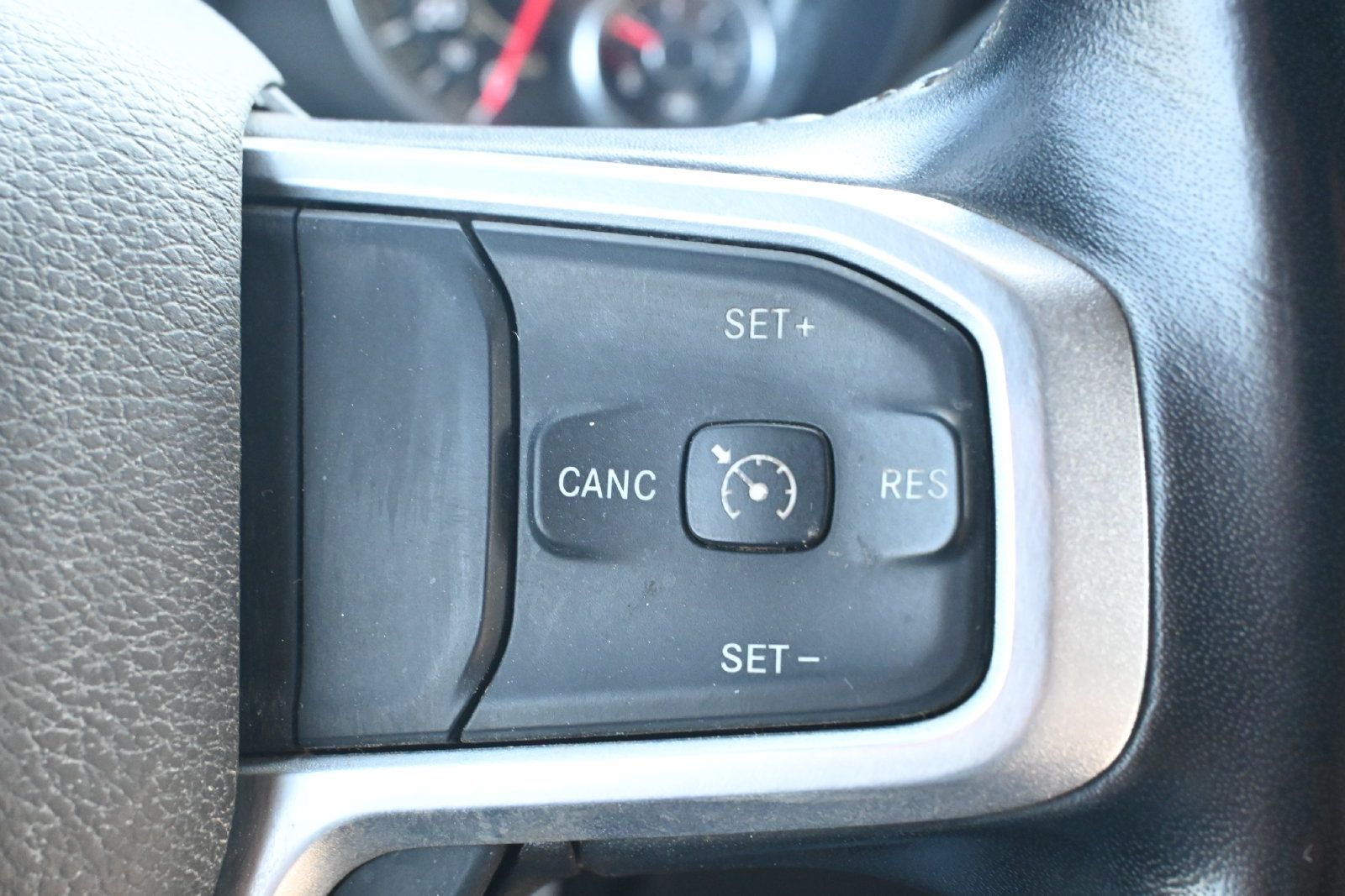 Used 2024 RAM 2500 Big Horn AWD/4WD image 15