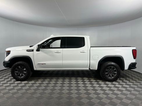 Used 2025 GMC Sierra 1500 AT4X image 5