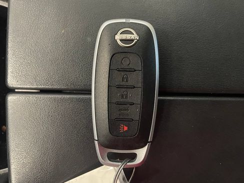 Certified 2023 Nissan Rogue SV w/ SV Premium B Package FWD image 19