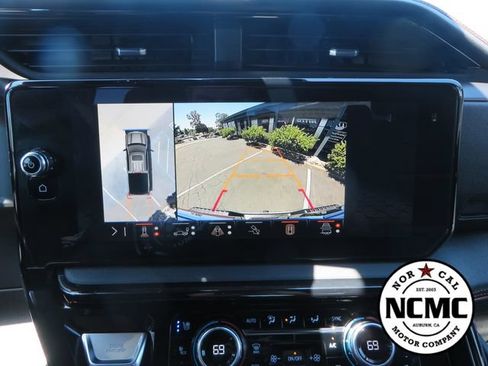 Used 2025 GMC Sierra 1500 AT4 AWD/4WD image 28