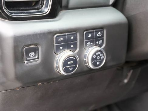Used 2025 GMC Sierra 2500 AT4 AWD/4WD image 14