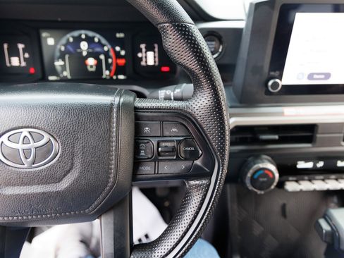 Used 2024 Toyota Tacoma SR5 image 21