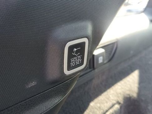 Certified 2022 Jeep Grand Cherokee Summit AWD/4WD image 29