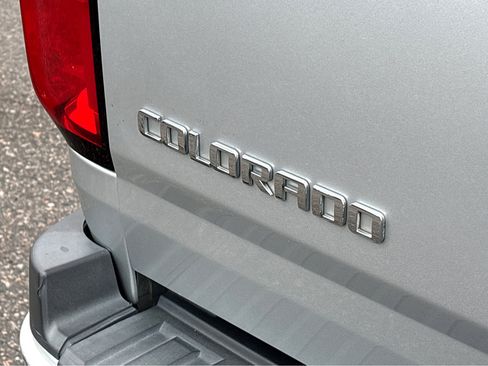 Used 2019 Chevrolet Colorado W/T w/ WT Convenience Package image 27