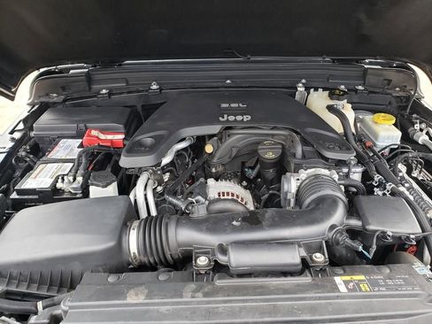 Used 2019 Jeep Wrangler Unlimited Rubicon image 15