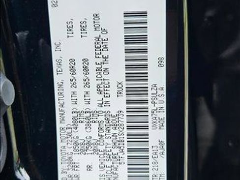 New 2025 Toyota Tundra Limited image 16