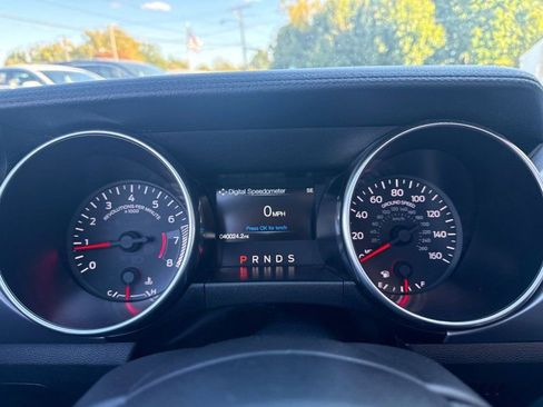 Used 2019 Ford Mustang Premium image 22