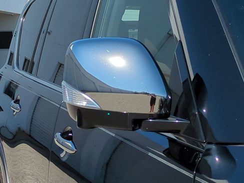 Used 2018 Nissan Armada Platinum w/ Captain Seat Package image 12