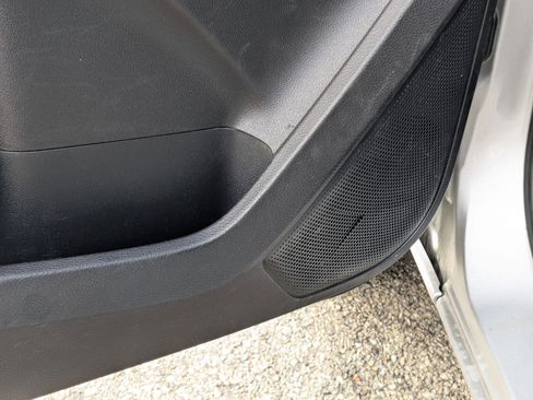 Used 2019 Ford Ranger XLT w/ Equipment Group 301A Mid image 14