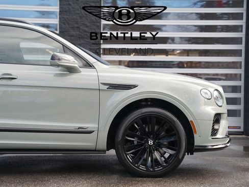 Used 2023 Bentley Bentayga Speed image 58