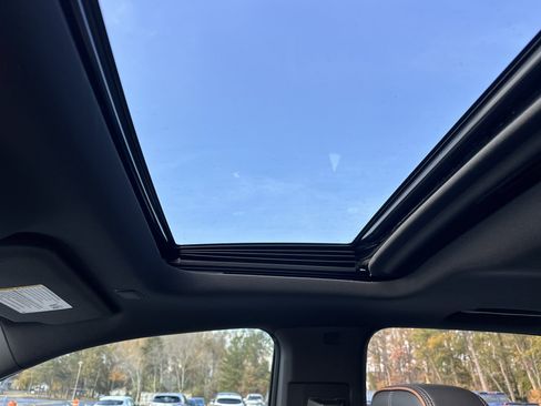 Certified 2024 GMC Canyon AT4 w/ Canyon Safety Plus Package image 24