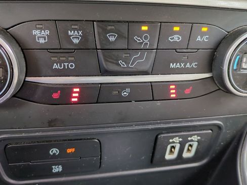 Used 2021 Ford EcoSport Titanium w/ Interior Protection Package FWD image 28