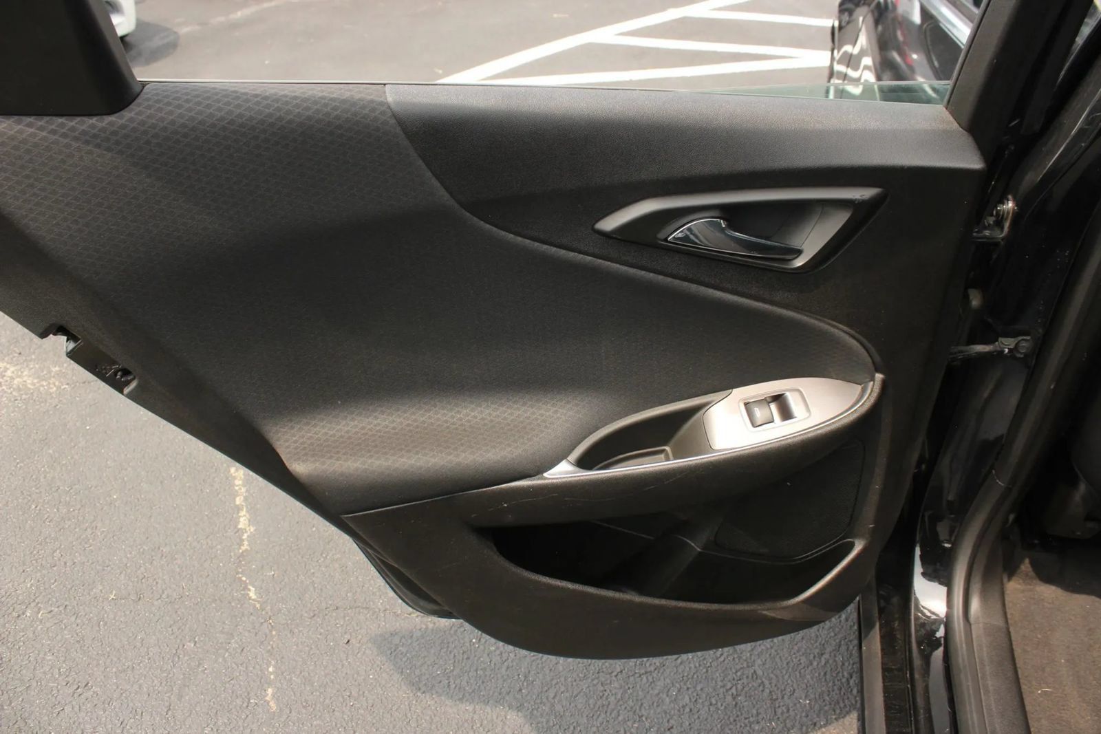 Used 2019 Chevrolet Malibu LT FWD image 16