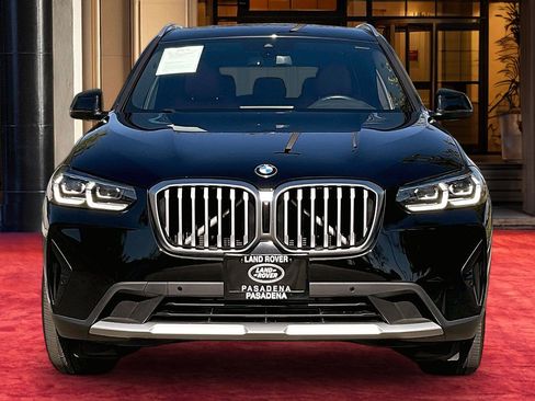 Used 2024 BMW X3 sDrive30i w/ Convenience Package RWD image 3