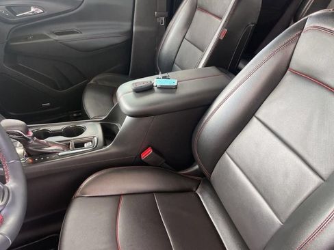 Used 2023 Chevrolet Equinox RS w/ RS Leather Package FWD image 9