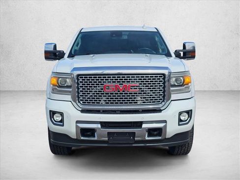 Used 2016 GMC Sierra 2500 Denali w/ Duramax Plus Package image 2