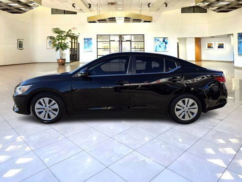 Used 2023 Nissan Sentra S image 4