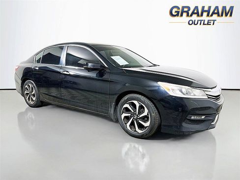 Used 2016 Honda Accord EX image 1
