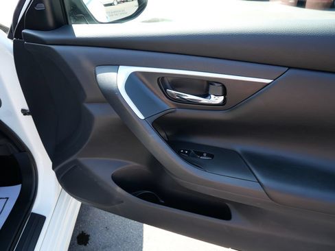 Used 2018 Nissan Altima 2.5 SV w/ 2.5 SV Technology Package FWD image 21