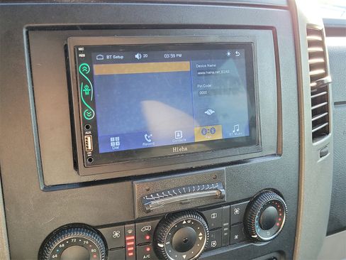 Used 2013 Mercedes-Benz Sprinter 2500 image 21