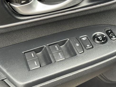 Used 2019 Honda CR-V EX image 13