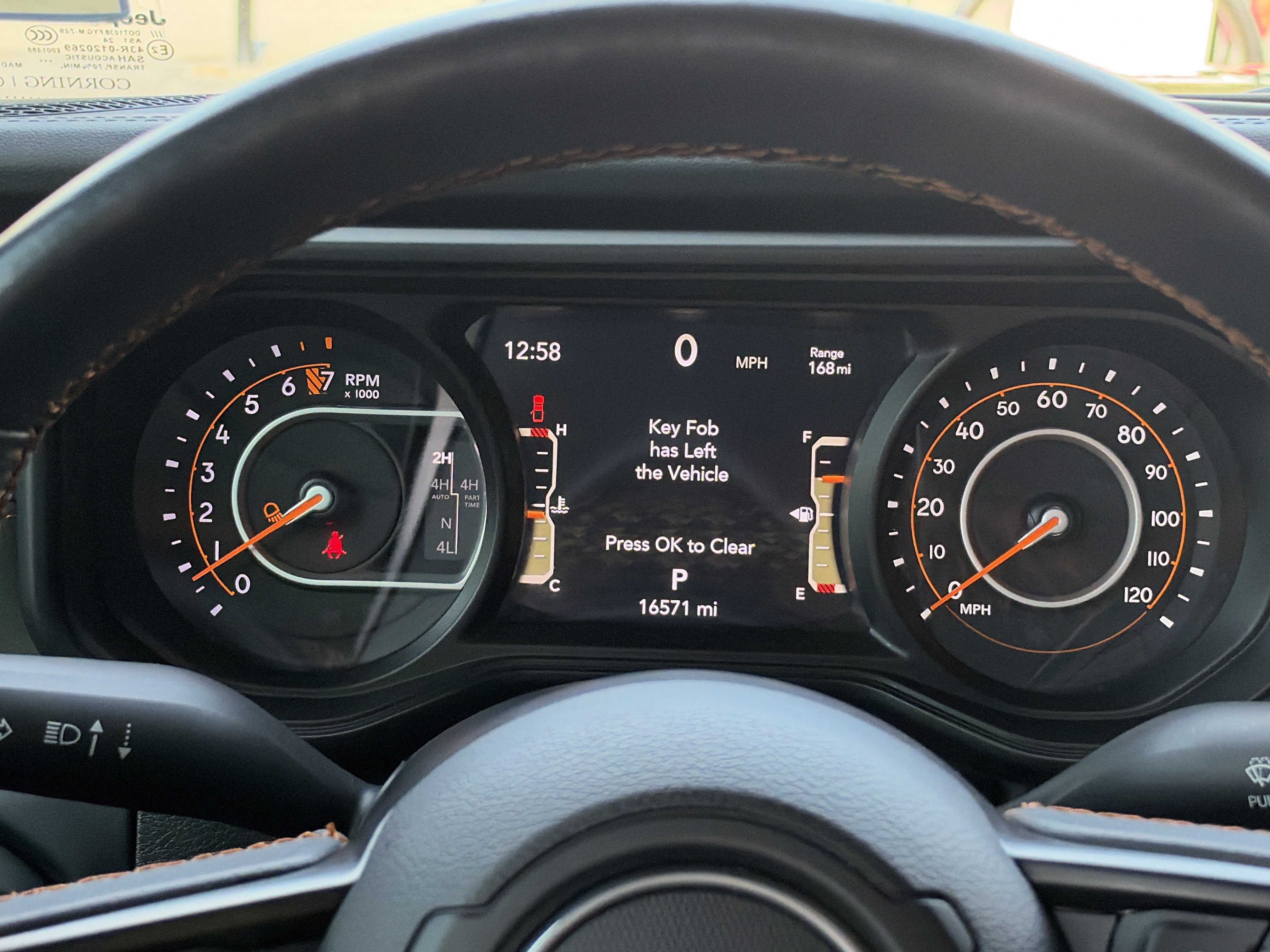 Used 2024 Jeep Gladiator Mojave AWD/4WD image 31