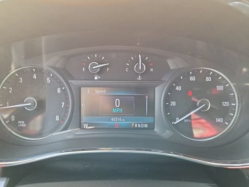 Certified 2022 Buick Encore Preferred w/ Safety Package AWD/4WD image 14