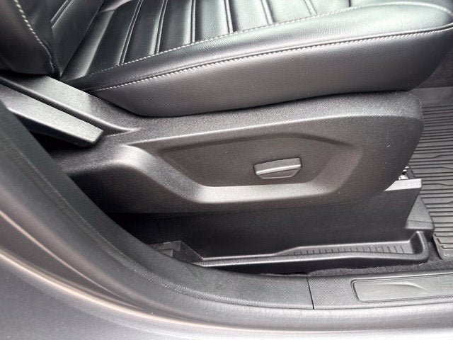 Used 2024 Ford Edge SEL AWD/4WD image 7